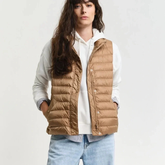 Gap lightweight puffer down Vest Mustard brown yellow warm Sz Small - Picture 8 of 8